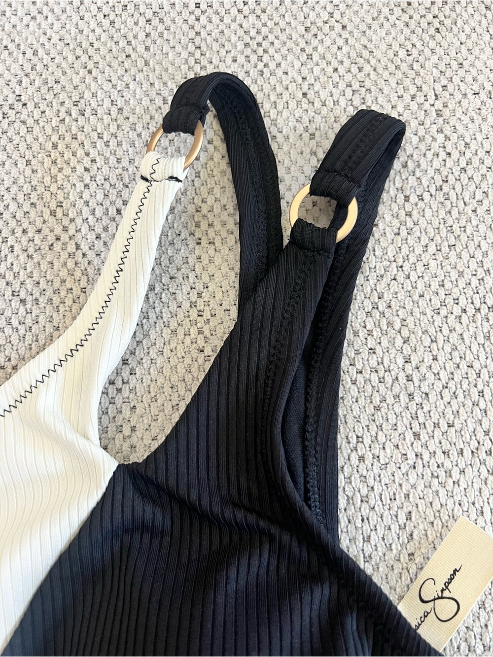 🥂 𝑪𝒉𝒂𝒎𝒑𝒂𝒈𝒏𝒆 𝑪𝒐𝒂𝒔𝒕 | Jessica Simpson— Colorblock Ribbed Bikini Set - Picture 3 of 4